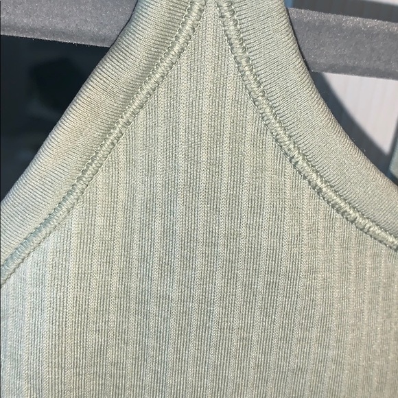 Light green Lulu Lemon Tank top - Picture 4 of 5
